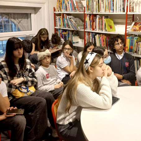 CEA-ს მოსწავლეები ფრანგული ინსტიტუტის მედიათეკაში