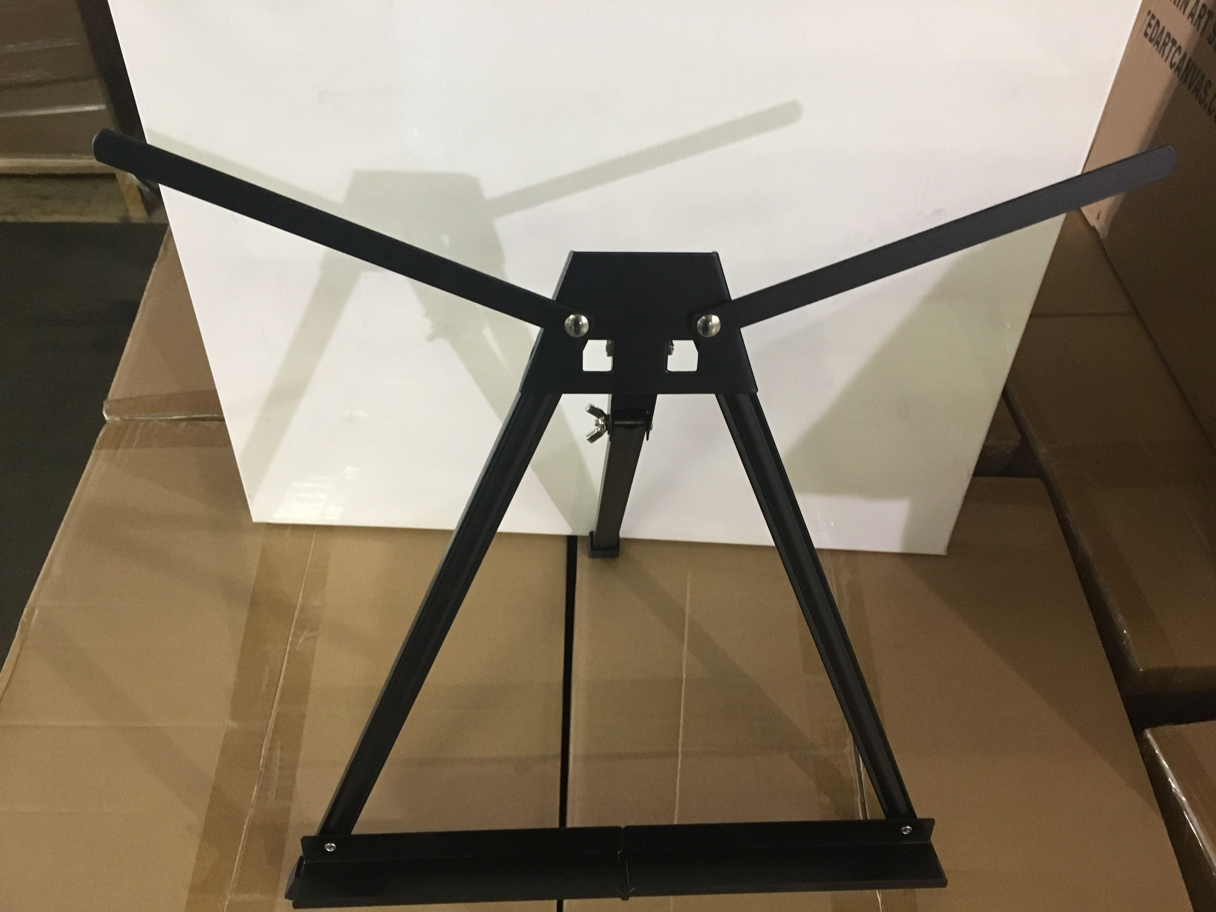 Metal folding table-top easel