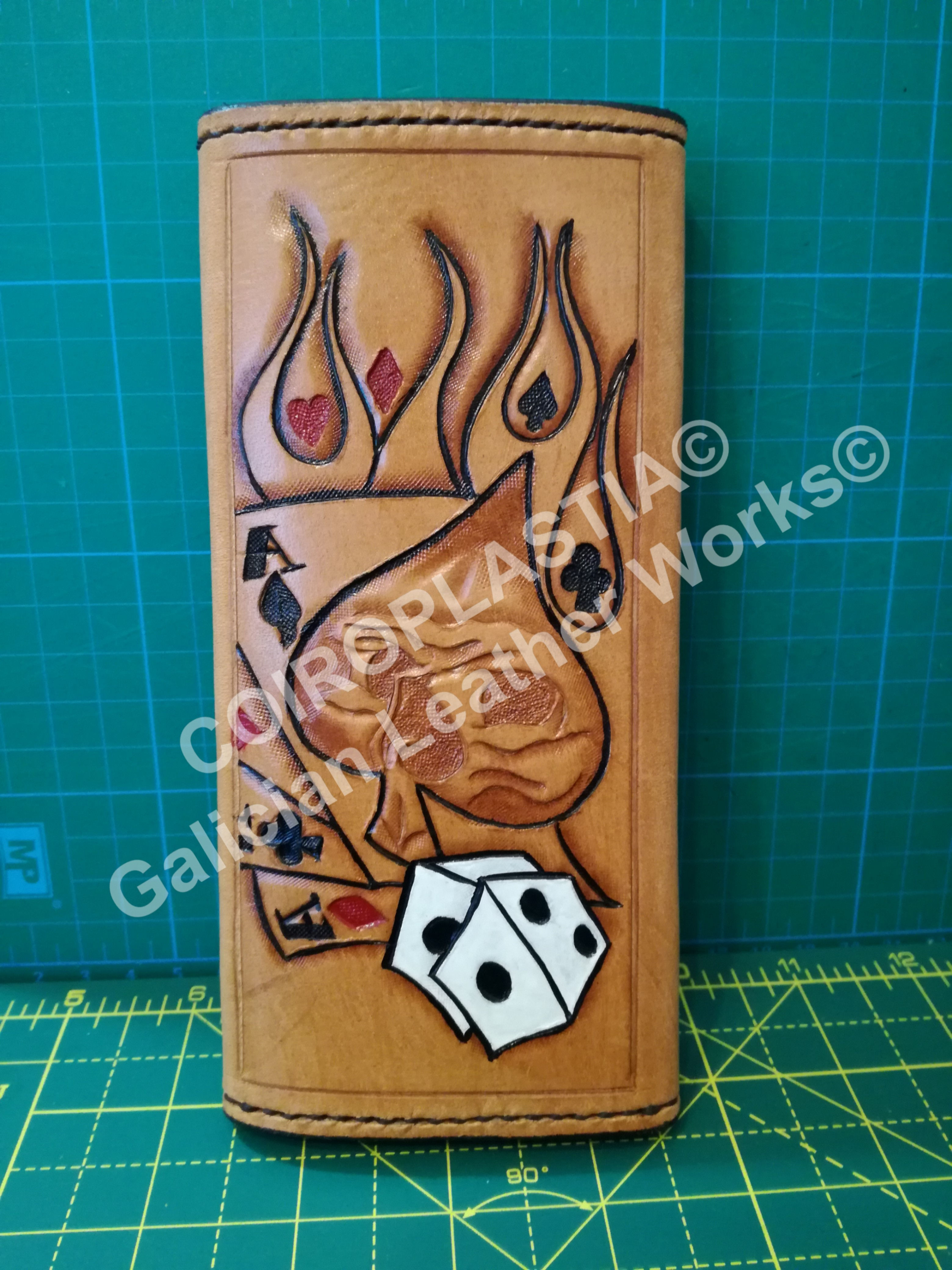 BILLETERA BIKER BASICA TRIFOLD