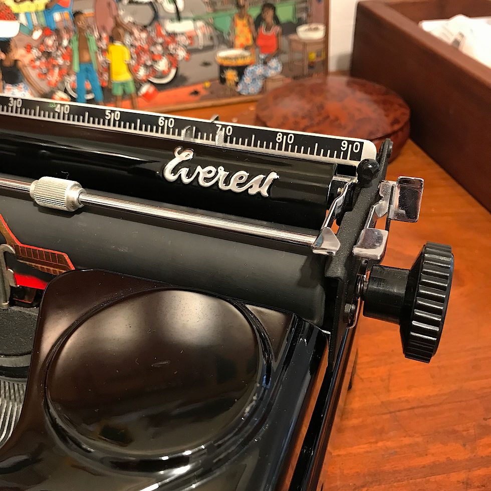 Thumbnail: Everest Model 90 Typewriter 1949