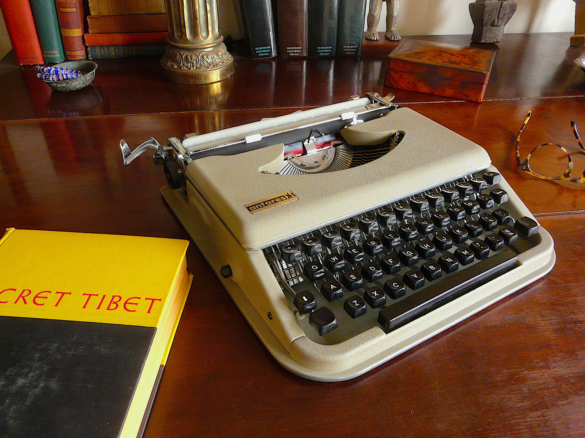 Antares P59 Typewriter 1959