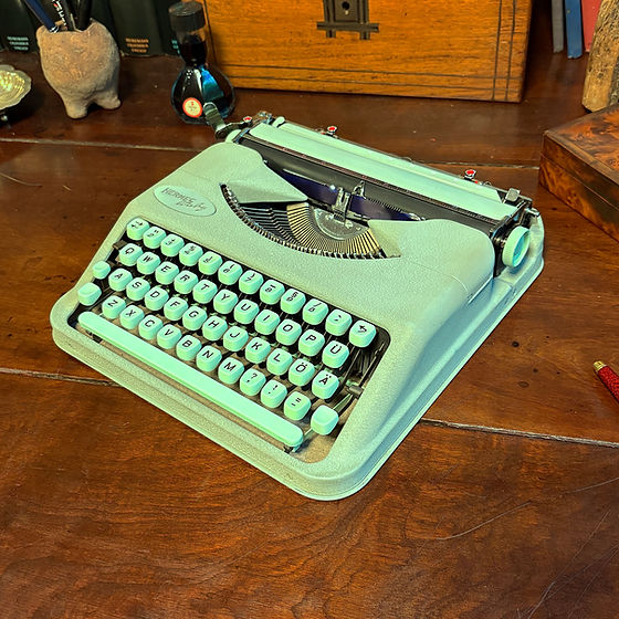 BUY A VINTAGE TYPEWRITER | Acme Type Machines