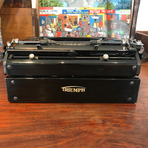 完動品　TRIUMPH NORM 6 トライアンフタイプライター ドイツ仕様 SORRY, SOLD! 1943 Triumph Norm 6 Typewriter | Acme Type Machines