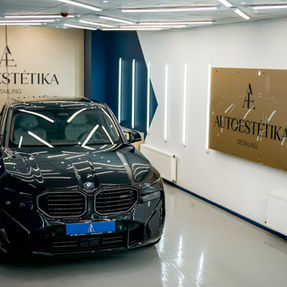 PPF plēve kā standarts: kad automobilis saglabā līmeni, nevis vienkārši “paliek kā ir”