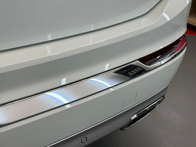Auto pulēšana un salona dīteilings: PIRMS un PĒC