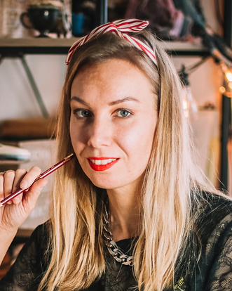 Emily Oplakanska.png