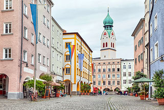 Stadtführung Rosenheim für Gruppen, Schulklassen und Kinder, Tourguide guida italiana guided walk Citytour, Führung Rosenheim Altstadt entdecken rundgang, Rosenheim-cops drehorte besichtigung, Lokschuppen, giro per la città giro per Rosenheim