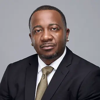 Thomas-Davis---Headshots4892 copy.jpeg.webp