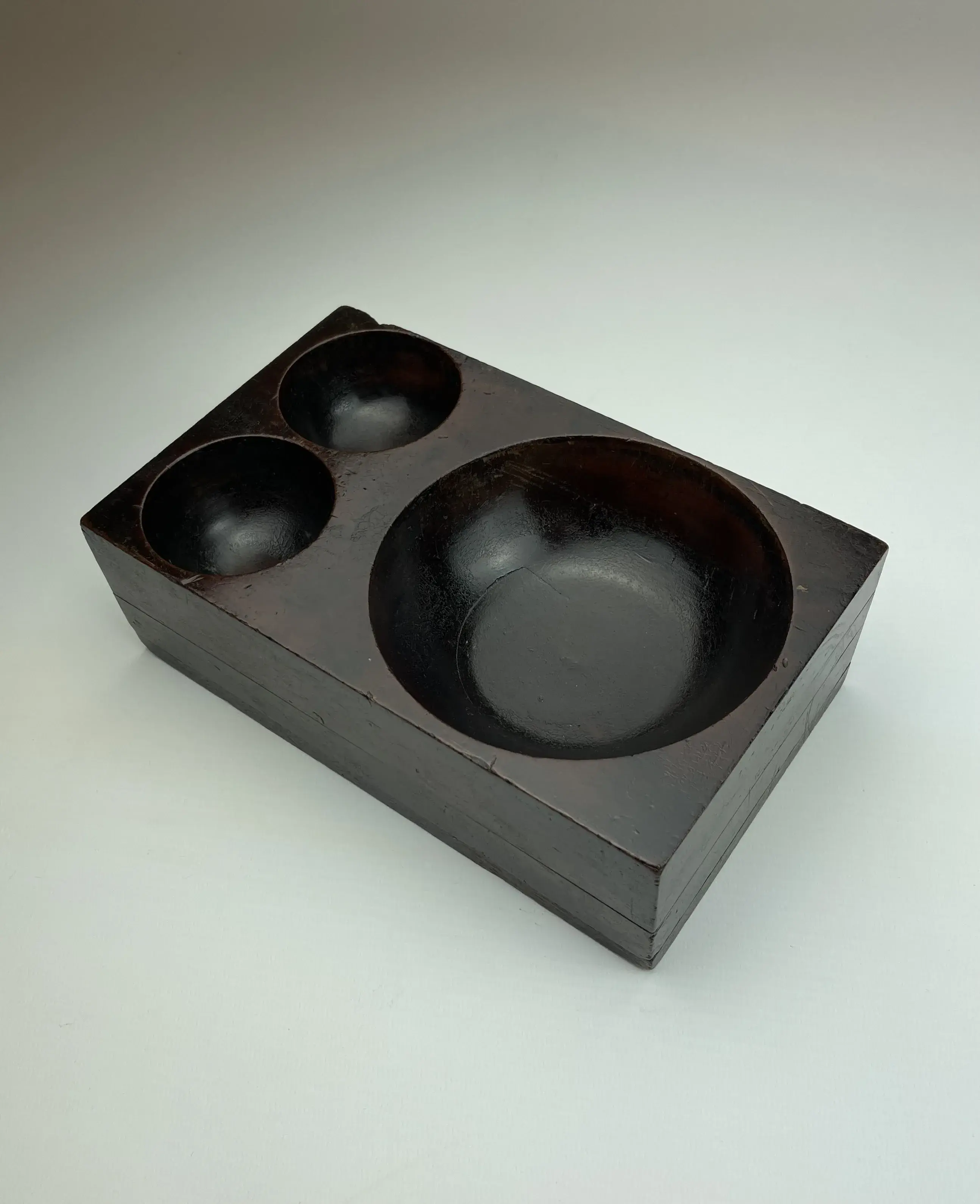 19TH CENTURY MAHOGANY CASH BLOCK