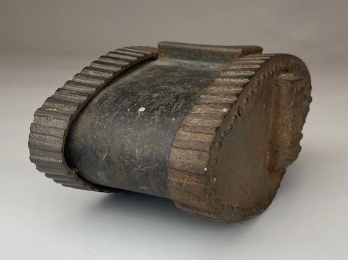 RARE WW1 TANK MONEY BOX “THE TANK BANK 119” | Andy Maule Antiques RARE WW1 TANK MONEY BOX “THE TANK BANK 119” | Andy Maule Antiques