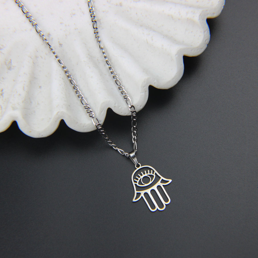 Collier avec chaîne figaro en acier inoxydable et pendentif Main Khamsa