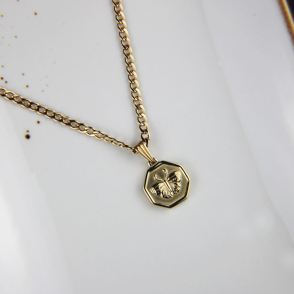 Chaîne torsadée en acier inoxydable doré du collier avec pendentif papillon