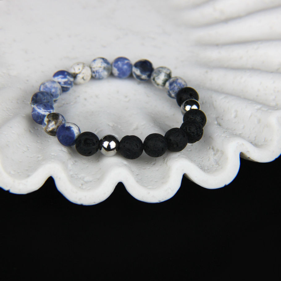 Bracelet en sodalite mate et pierre de lave noire, bijou en pierres naturelles