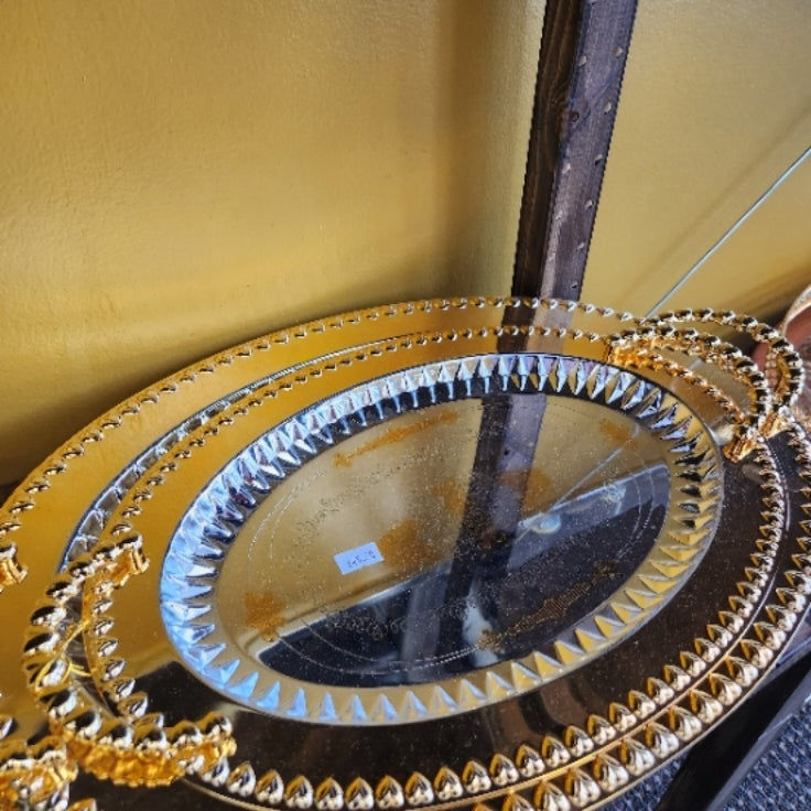 Two Set Oval Tray( Heart Trim )