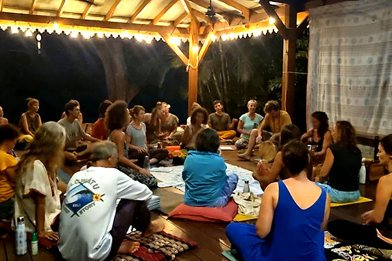 Kirtan Ariège (16)_edited.jpg