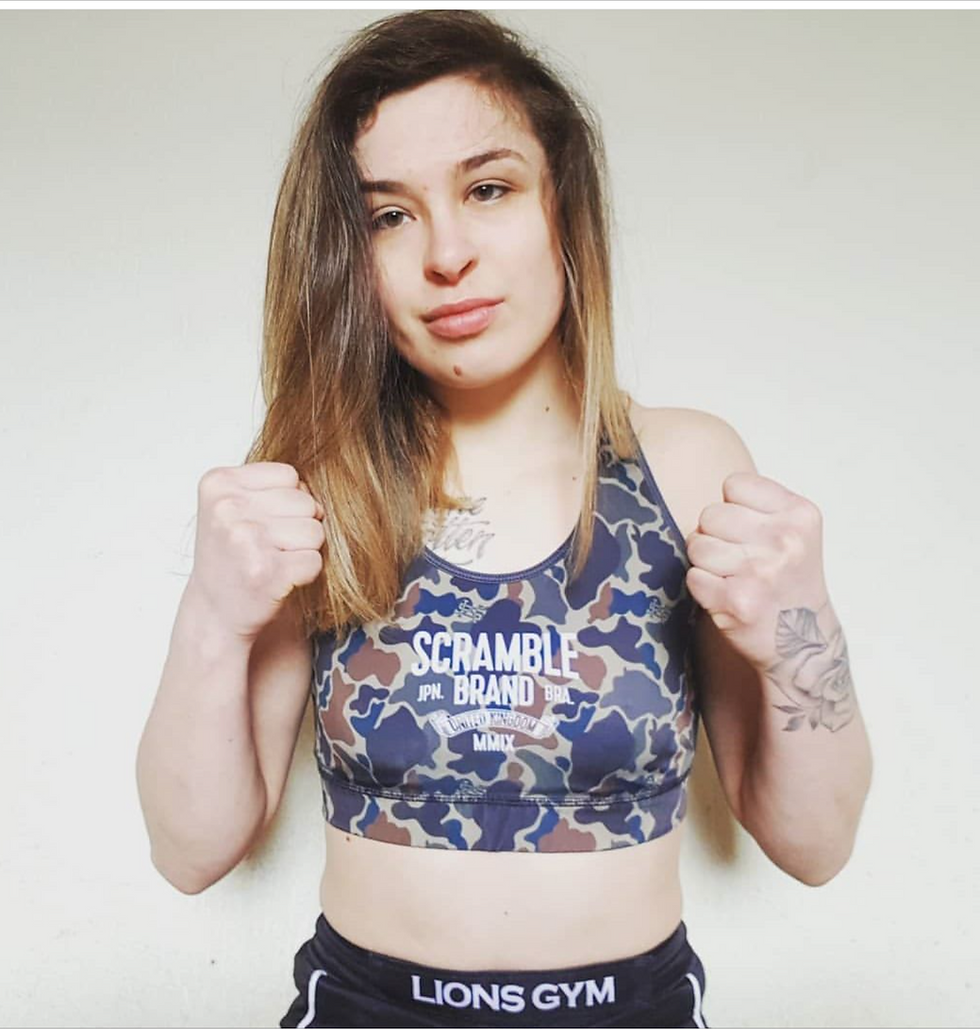 Thumbnail: Melissa "No Mess" Mullins