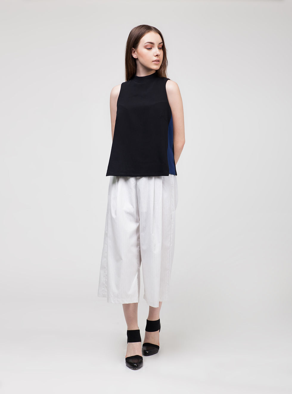 Thumbnail: Sleeveless Top with Side Panel