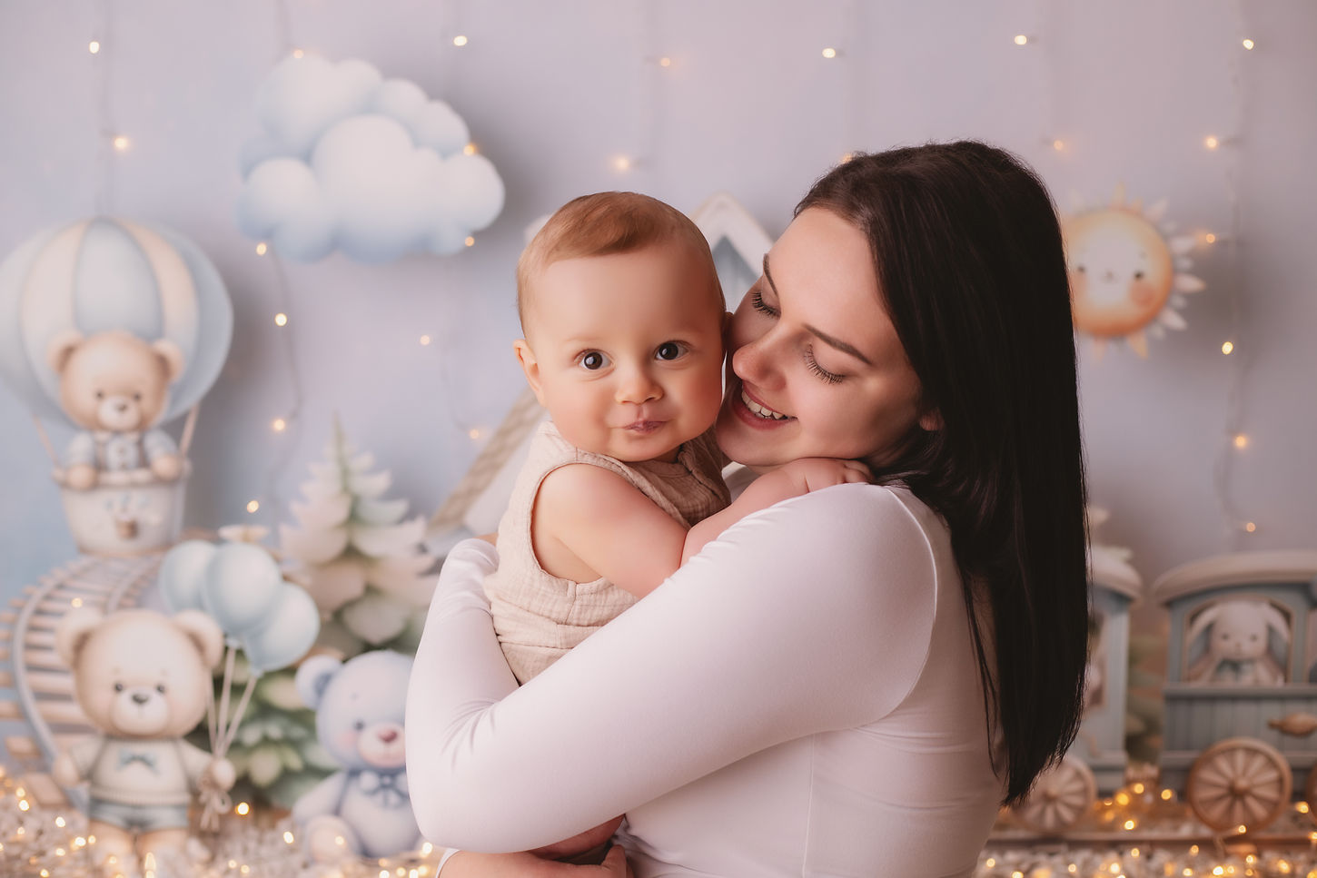 Photographe photographie photoshoot séance photo grossesse nouveau-né bébé smash the cake sitter famille couple enfant day after bretagne morbihan cotes d'armor finistère ille et vilaine loire atlantique normandie paris rennes brest lannion quimper quimperlé lorient vannes saint-malo guingamp saint nazaire guérande nantes rouen caen le havre france album tableau print tirage coffret mode glamour posing princesse maternité babybump gender reveal accouchement enfance studio extérieur plage forêt golden hour natalité cadeau naissance