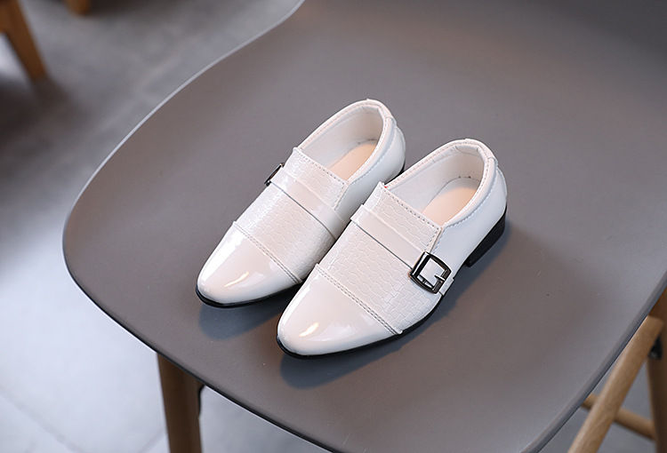 Thumbnail: Little Gentleman™ Kids' Classic Oxford Shoes