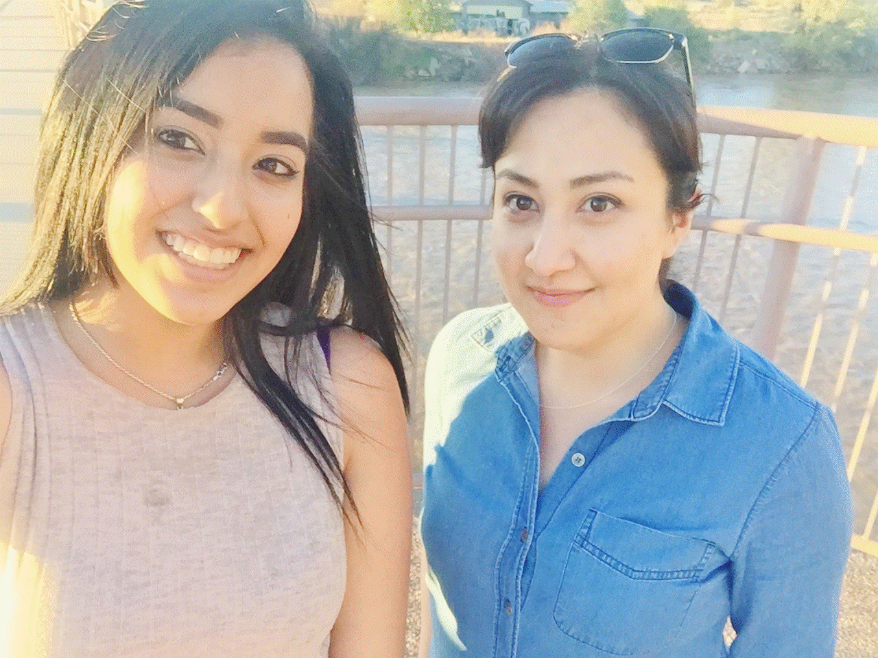 leslie_Jenny.gif