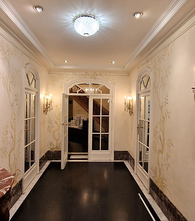 Résidence Deken Entrance Hall_edited.jpg