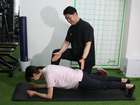 (姿勢改善には体幹トレーニングが効果的な理由とは?)