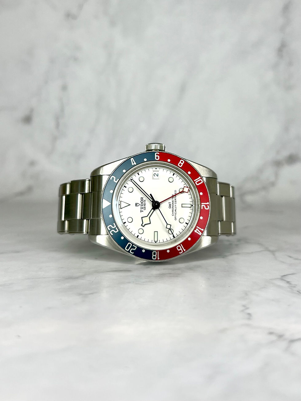 Miniaturbild: TUDOR BLACK BAY GMT PEPSI WEIẞ 41MM FULLSET 79830RB