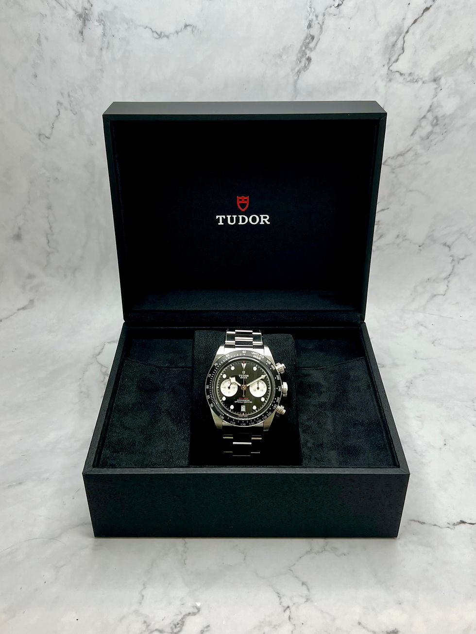 Thumbnail: TUDOR BLACK BAY CHRONO REVERSE PANDA FULLSET 79360N