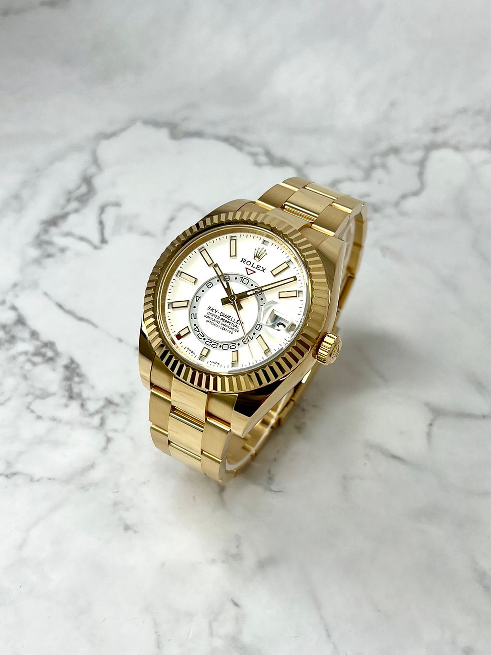 Miniaturbild: ROLEX SKY-DWELLER 42MM 18KT GELBGOLD FULLSET 2022