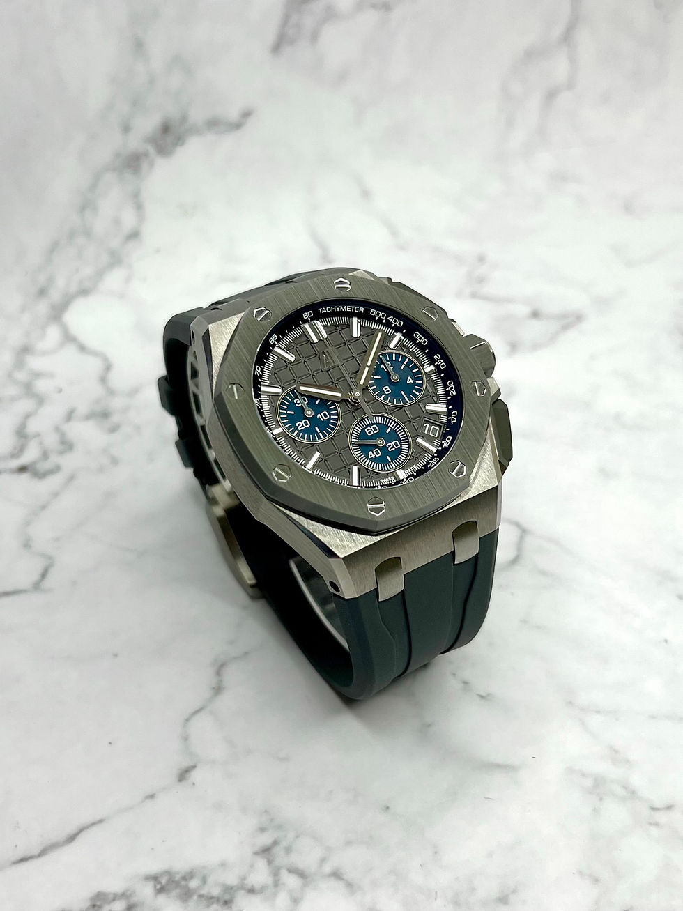 Miniaturbild: AUDEMARS PIGUET ROYAL OAK OFFSHORE 43MM TITAN/ KERAMIK 