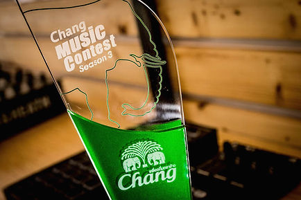 Chang Music Contest Season 3 (2013) นักเรียนของอินเอียบีท ได้ฟอร์มวง ภายใต้คำจัดกัดความ สุดบีท สุดขีด สุดใจ ขอแสดงความยินดีกับ น้องวงมีเทน น้องๆใช้ซาวด์อิเล็กทรอนิกส์กัน