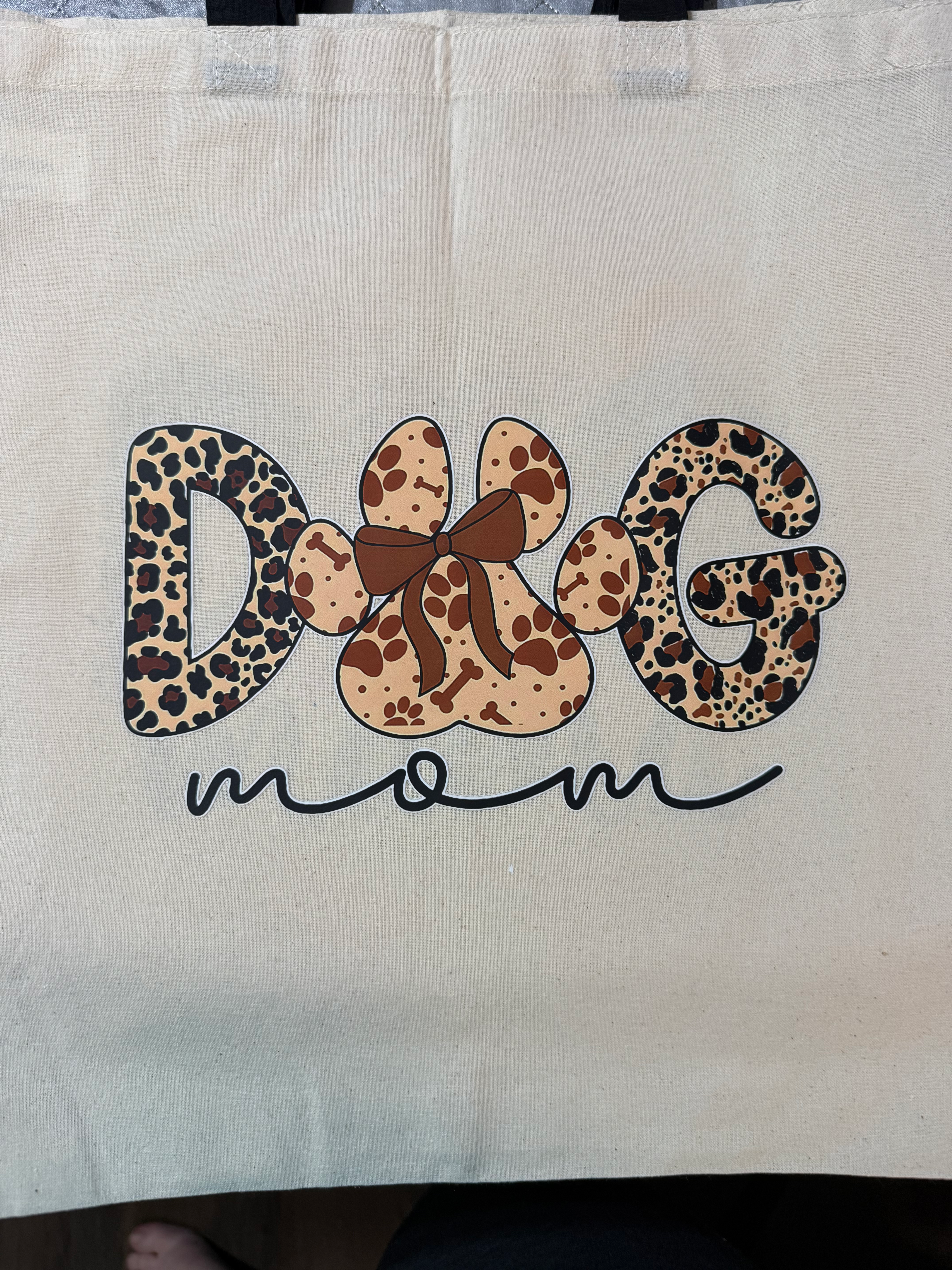Assorted tote bags 