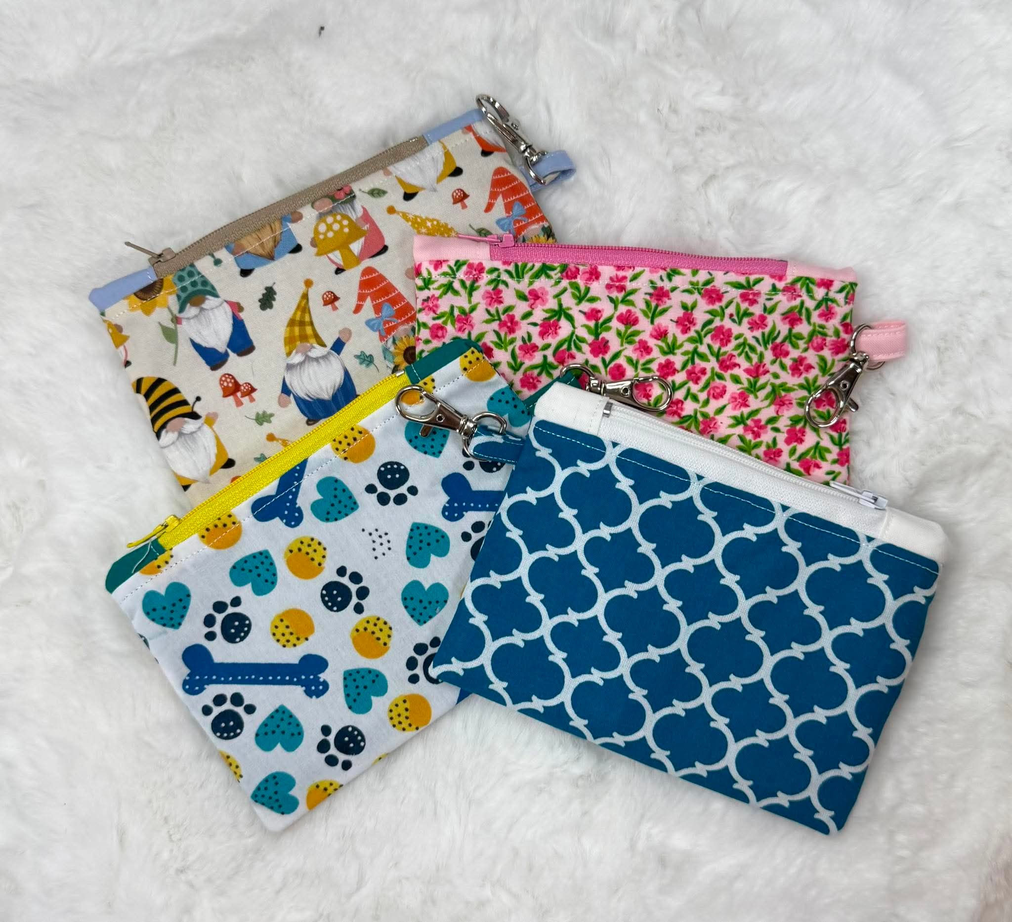 Assorted print wristlet & bag