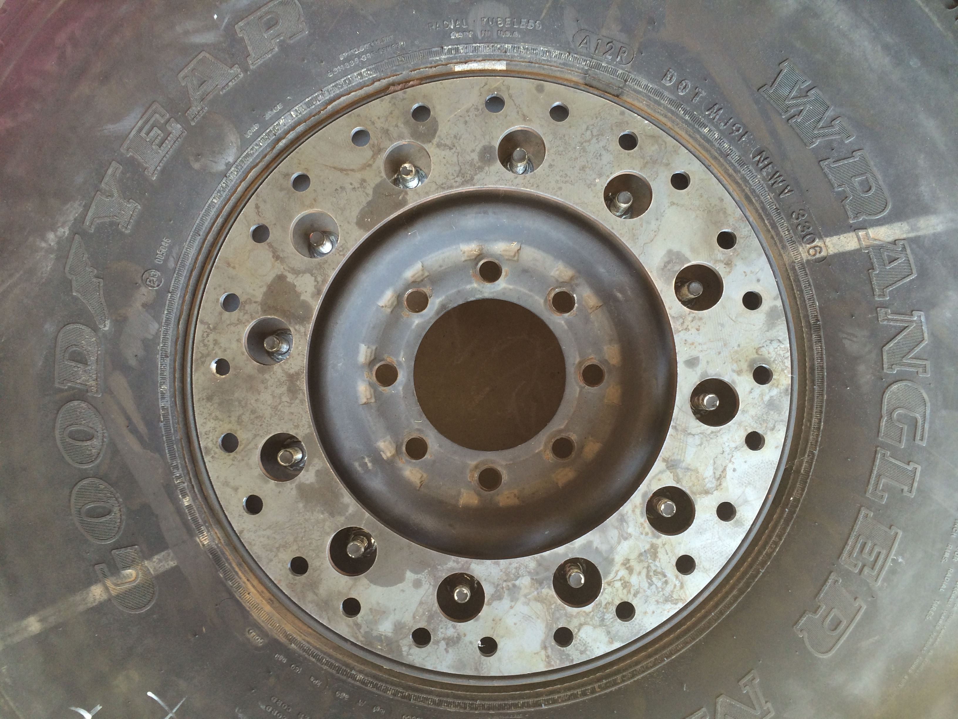 12 BOLT WHEEL - MICKEY MOUSE