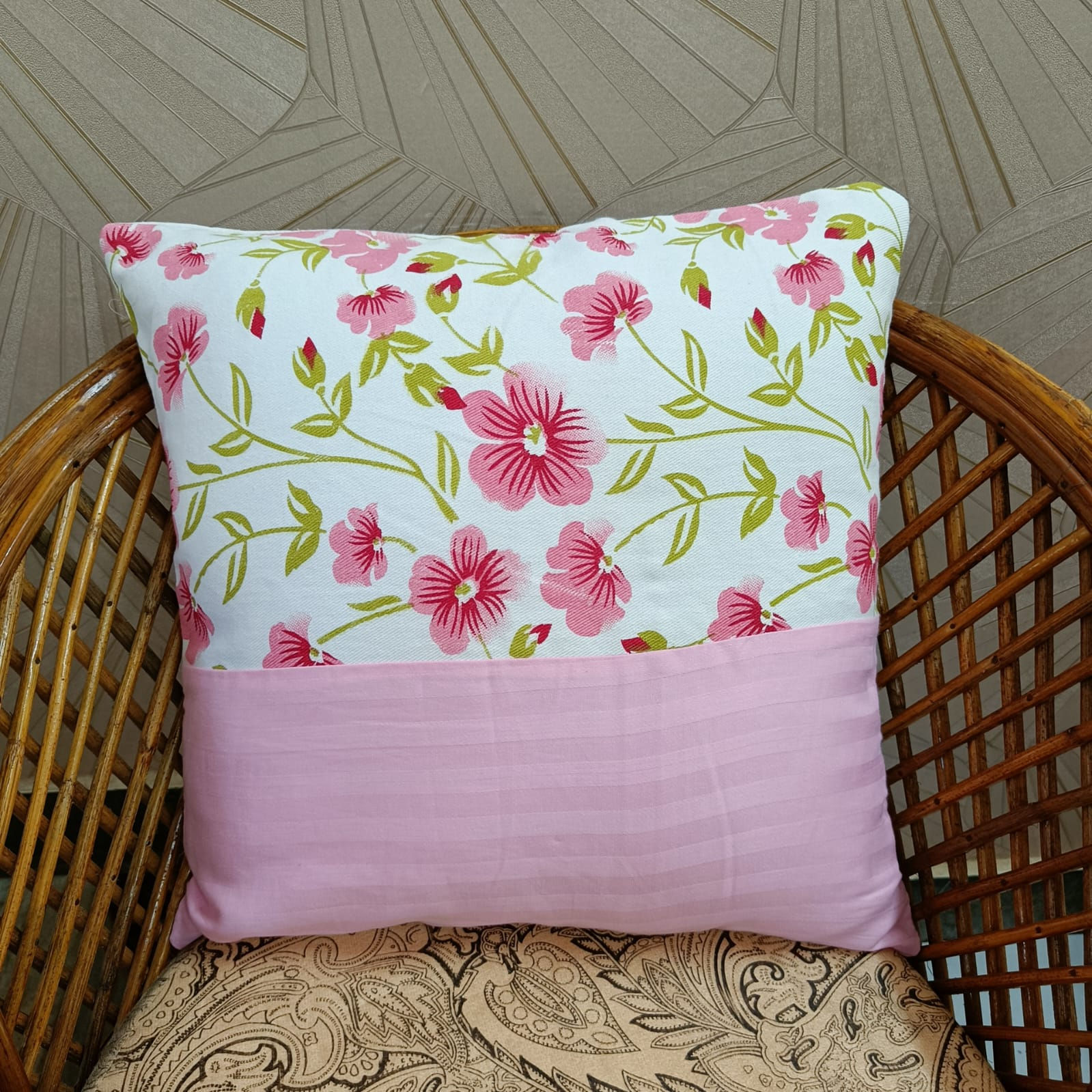 Floral cotton  Cushion Cover