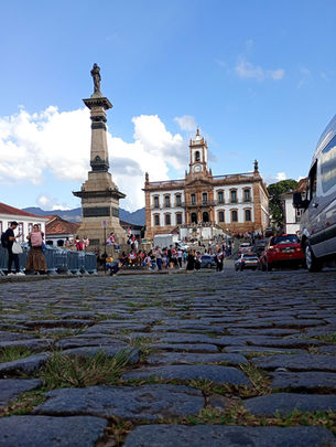 Antigo Morro de Santa Quitéria, a praça que viu a República nascer antecipou em séculos a praça dos três poderes em Brasília