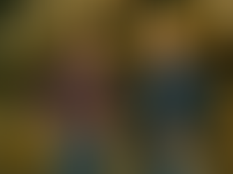 Два грузчика-репатрианта на израильском складе 1990-х годов: стеллажи, коробки и рабочая атмосфера первого трудового опыта.