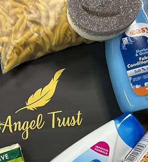 foodbank parcel_edited_edited.jpg