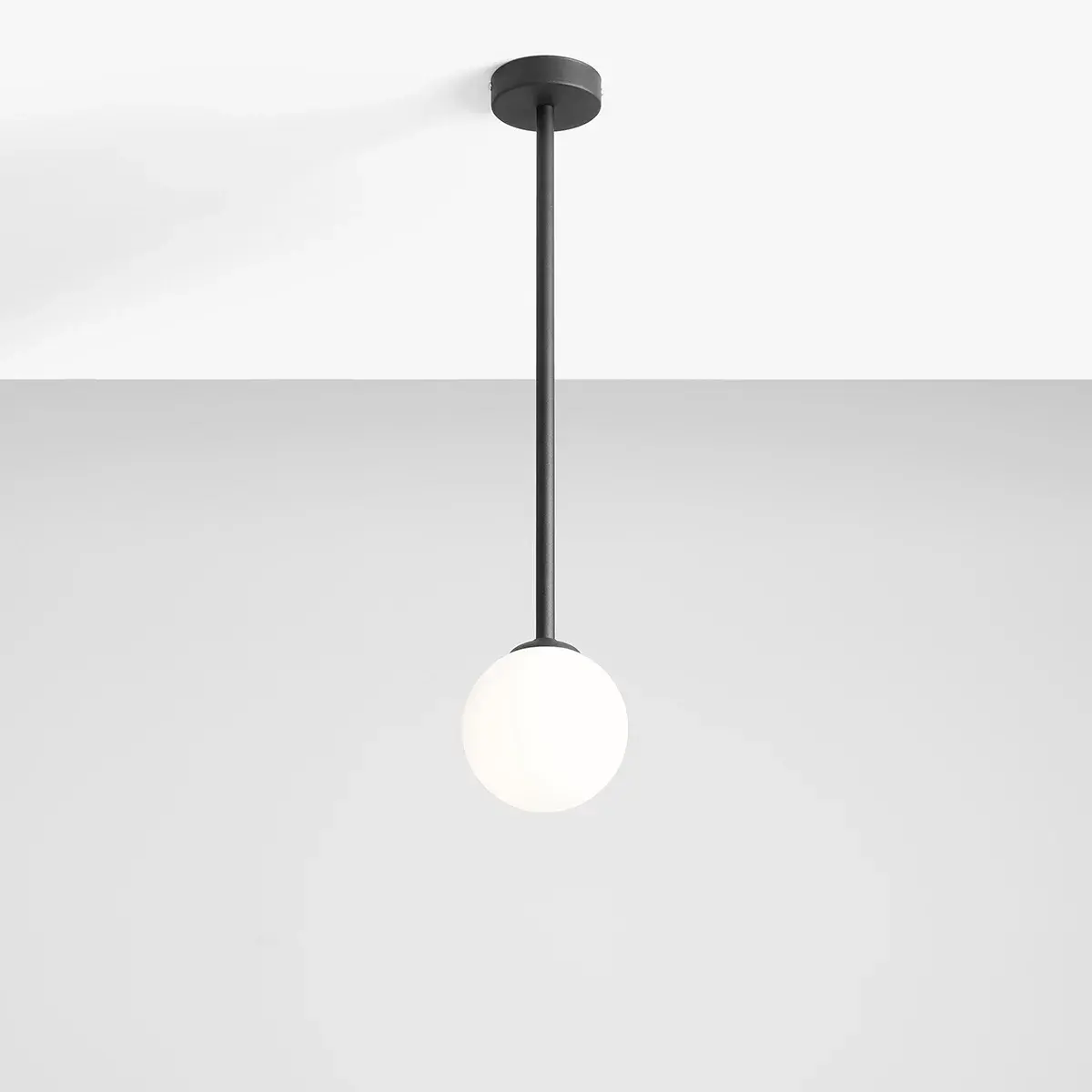 Lustră Pinne Medium Black