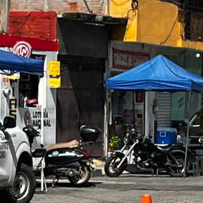 Vecinos denuncian invasión de la vía pública por comercios en Fovissste Morelos; acusan omisión del Ayuntamiento