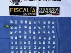 Tras cateo en la colonia Adolfo López Mateos, Fiscalía General asegura droga y detiene a una persona