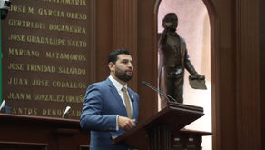 Octavio Ocampo presenta iniciativa para proteger a productores de maíz en Michoacán