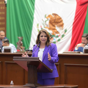 Fabiola Alanís presenta iniciativa de reforma electoral para Michoacán