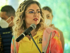 Hagamos a un lado a quienes no saben gobernar: Viridiana Mendoza