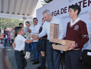 SEE contempla materiales y útiles para 77 mil estudiantes en entrega histórica