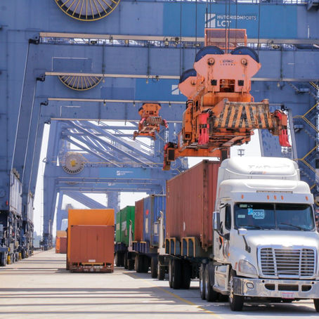 Puerto de Lázaro Cárdenas avanza como plataforma logística del Pacífico: Sedeco