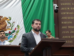Con acompañamiento legislativo, la inversión federal para el puerto de Lázaro Cárdenas fortalecerá economía de Michoacán: Octavio Ocampo