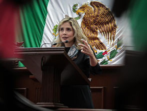 Brissa Arroyo presenta iniciativa para ubicar en el marco legal la violencia obstétrica