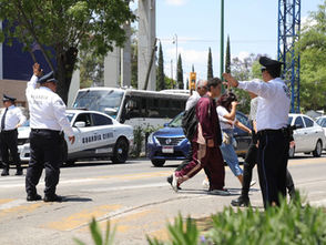 Alarma en Tarímbaro exhibe fragilidad en seguridad escolar; autoridades descartan tiroteo, pero refuerzan vigilancia