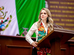 Invita Samanta Flores a participar en el primer parlamento de mujeres michoacanas